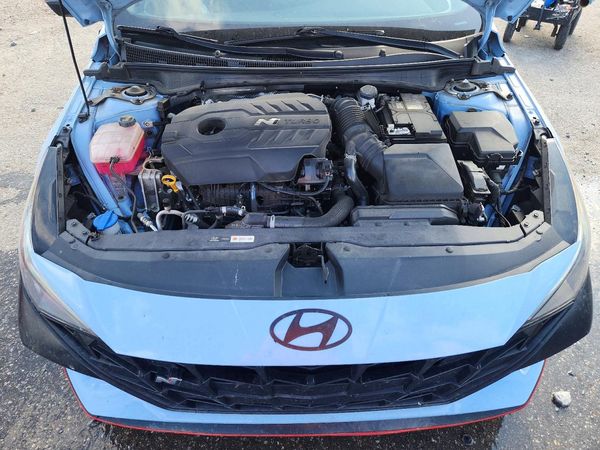 2023 HYUNDAI ELANTRA — Engine bay