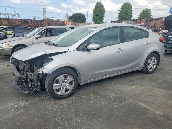 2017 KIA FORTE — DSFA — Front 3/4