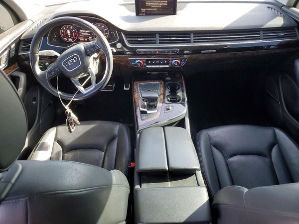 2018 AUDI Q7 quattro Prestige