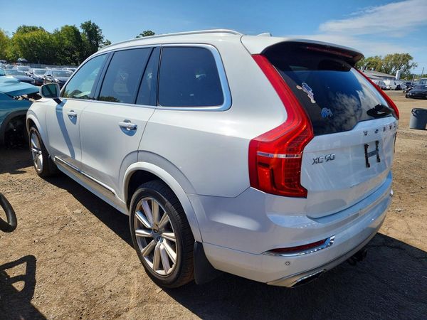 2019 VOLVO XC90 Inscription