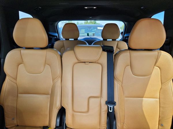 2019 VOLVO XC90 Inscription
