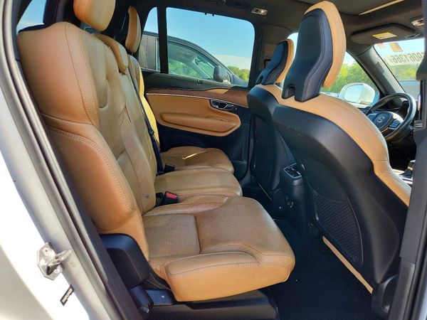 2019 VOLVO XC90 Inscription