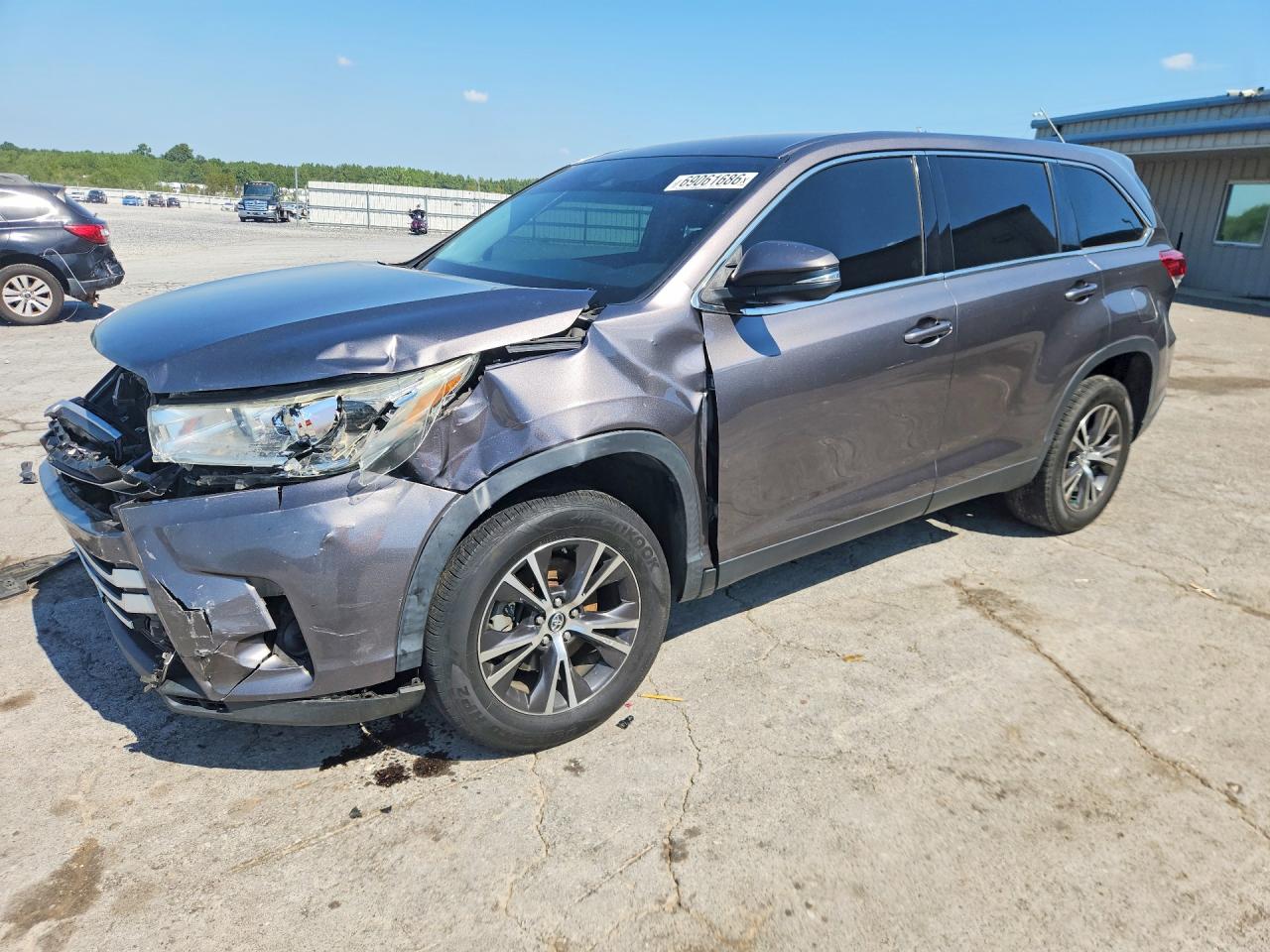2019 TOYOTA HIGHLANDER LE/LE Plus