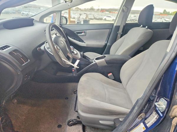 2014 TOYOTA PRIUS — DENT