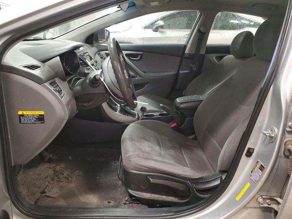 2014 HYUNDAI ELANTRA GLS(Middle)