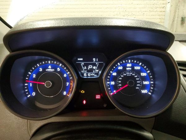 2014 HYUNDAI ELANTRA GLS(Middle)