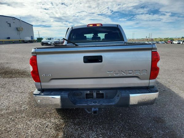 2016 TOYOTA TUNDRA SR5