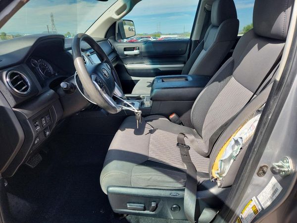 2016 TOYOTA TUNDRA SR5
