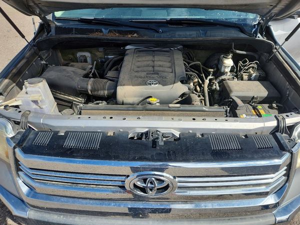 2016 TOYOTA TUNDRA SR5