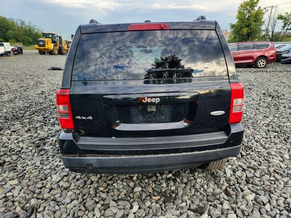2014 JEEP PATRIOT Latitude — DIRR