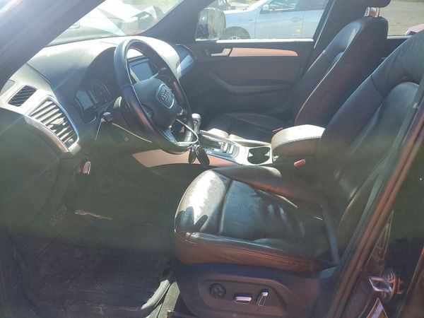 2015 AUDI Q5 Premium Plus — DENT