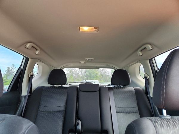 2018 NISSAN ROGUE — SUVN