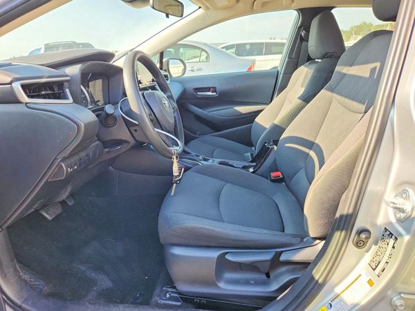2021 TOYOTA COROLLA — DENT