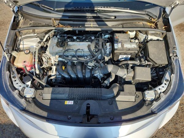 2021 TOYOTA COROLLA — Engine bay