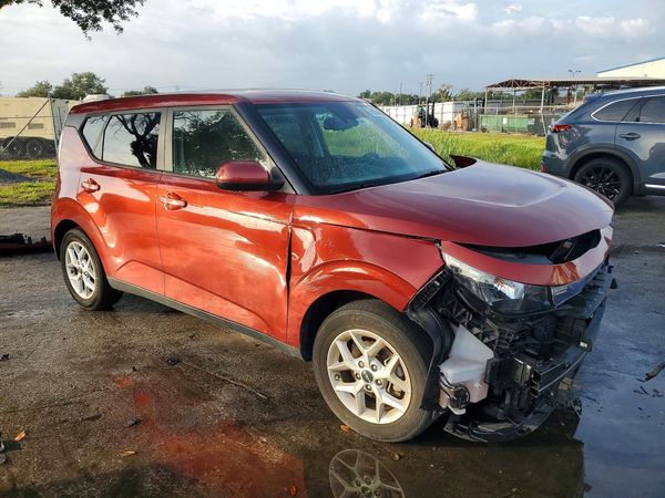 2023 KIA SOUL LX, S — Passenger 3/4