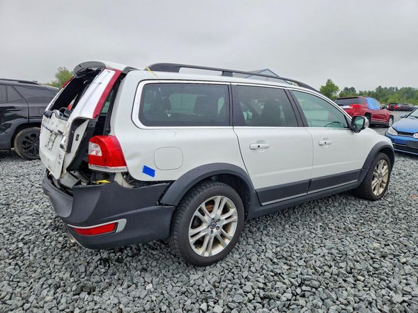 2016 VOLVO XC70 SV35 Platinum