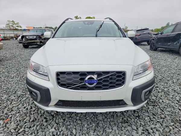 2016 VOLVO XC70 SV35 Platinum