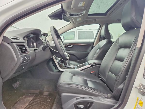 2016 VOLVO XC70 SV35 Platinum