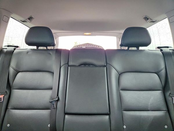 2016 VOLVO XC70 SV35 Platinum