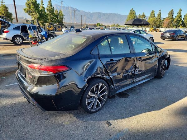 2021 TOYOTA COROLLA XSE