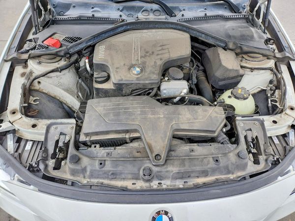 2014 BMW 328 — Engine bay