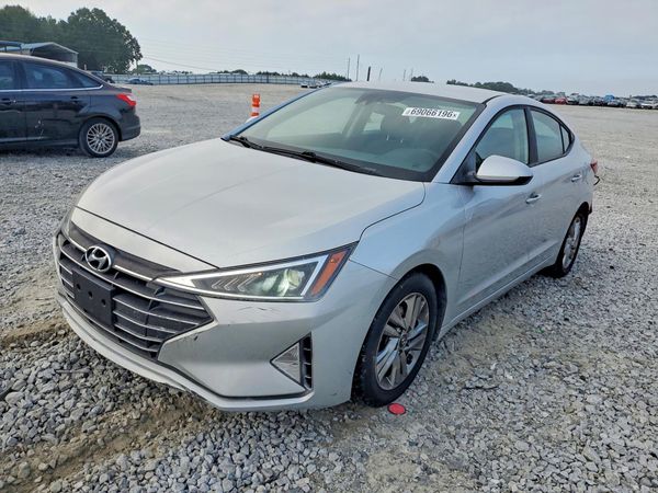 2019 HYUNDAI ELANTRA — Front 3/4