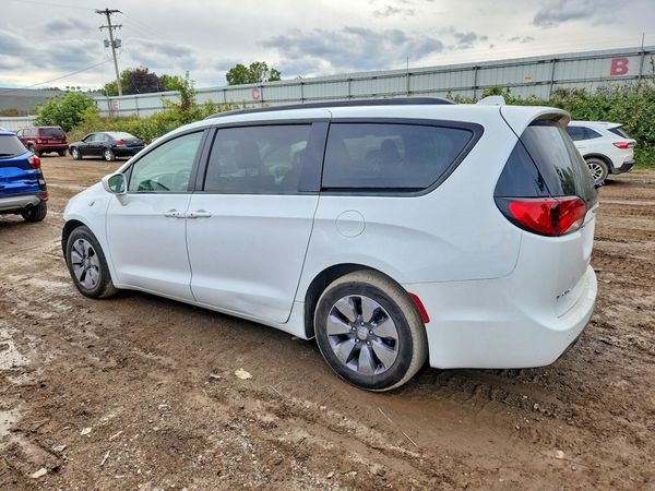 2018 CHRYSLER PACIFICA Touring Plus — DSRA