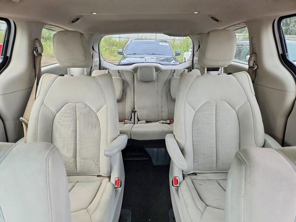 2018 CHRYSLER PACIFICA Touring Plus — SUVN