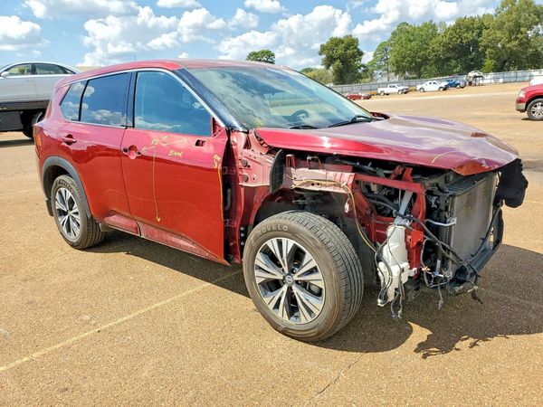2021 NISSAN ROGUE SV — Passenger 3/4