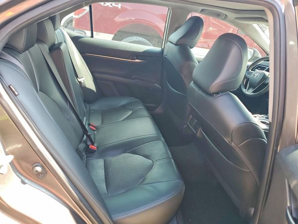 2022 TOYOTA CAMRY XLE