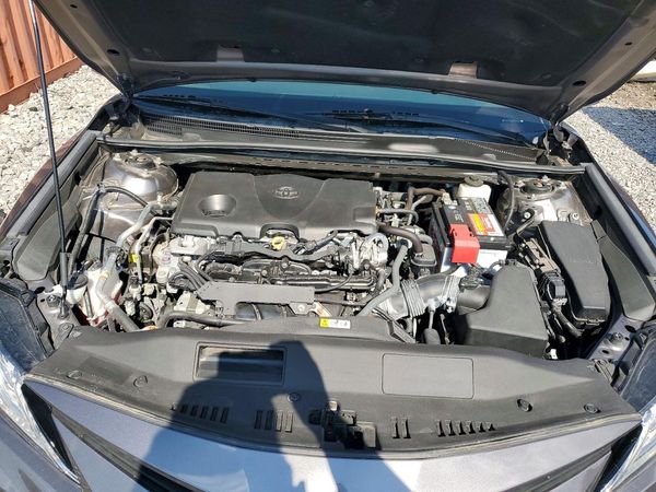 2022 TOYOTA CAMRY XLE