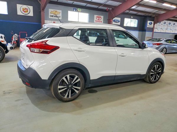 2019 NISSAN KICKS