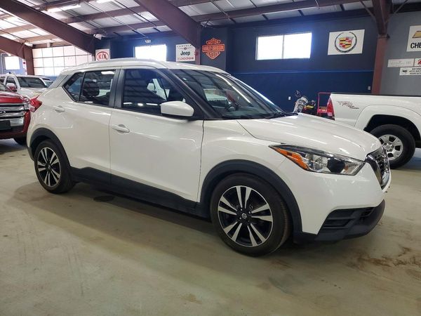 2019 NISSAN KICKS