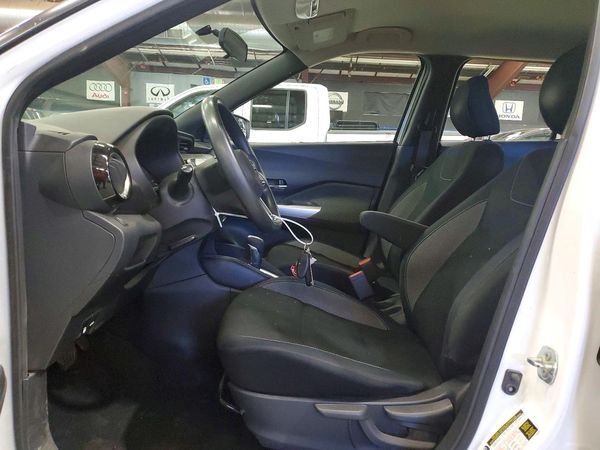 2019 NISSAN KICKS