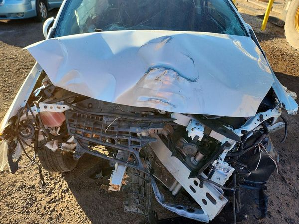 2014 TOYOTA PRIUS — Engine bay