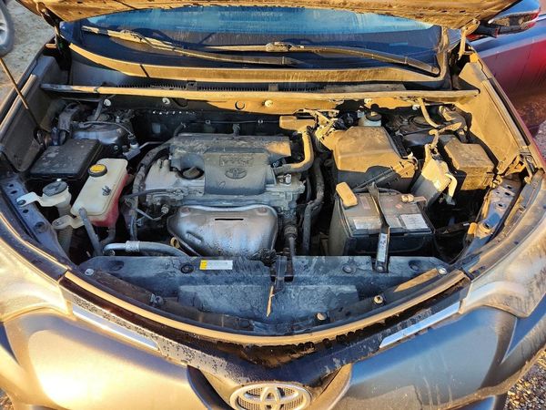 2016 TOYOTA RAV4 LE (X Grade) — Engine bay