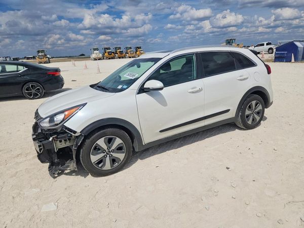 2018 KIA NIRO — Front 3/4
