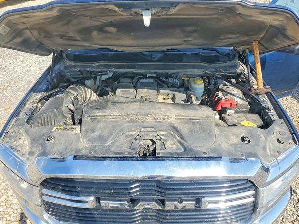 2020 RAM 3500 CREW CAB CHASSIS 4X4 — Engine bay