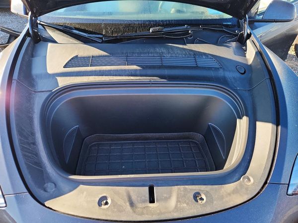 2024 TESLA MODEL Y — Engine bay