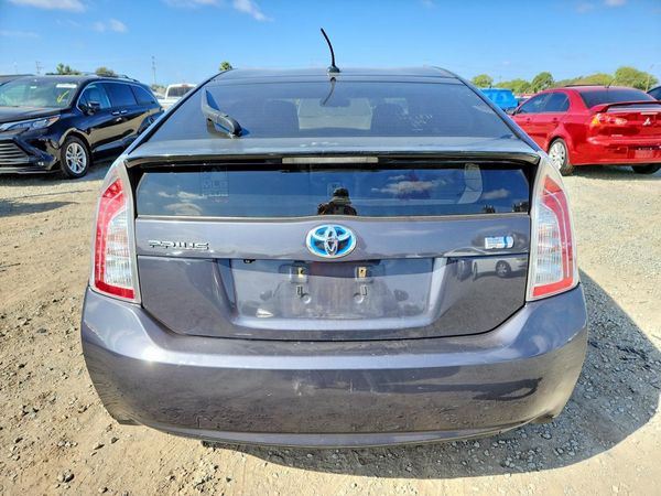 2015 TOYOTA PRIUS — DIRR