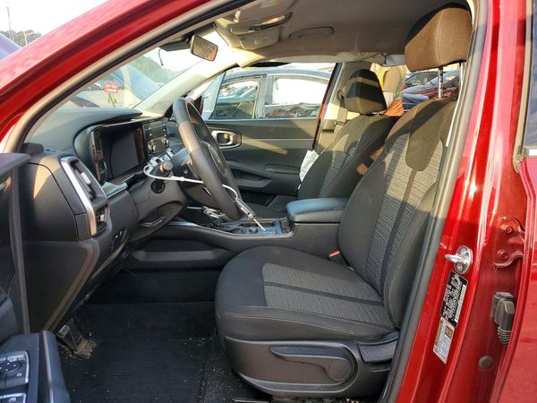 2022 KIA SORENTO LX — DENT