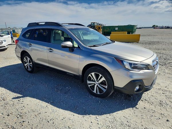 2019 SUBARU OUTBACK Limited+M/R+ES+NAVI — Passenger 3/4