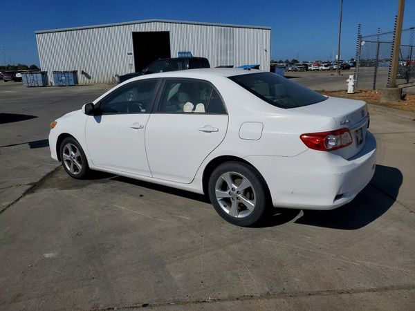 2013 TOYOTA COROLLA