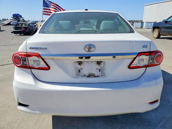 2013 TOYOTA COROLLA