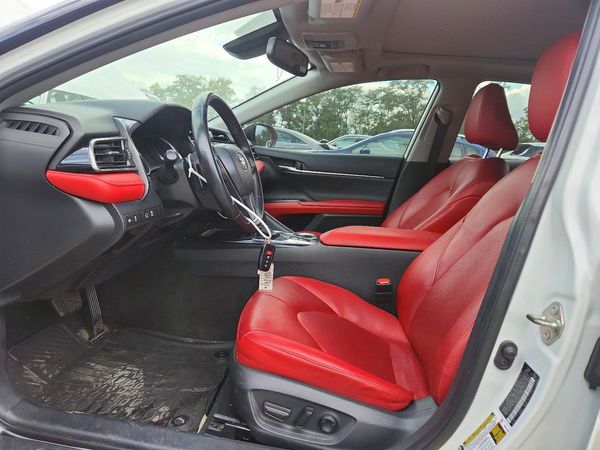 2020 TOYOTA CAMRY XSE — DENT