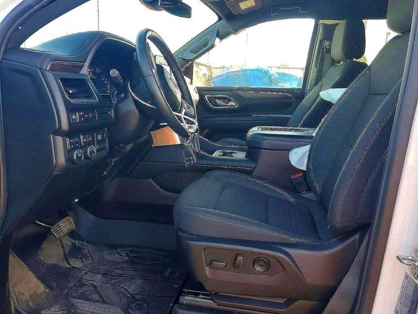 2024 CHEVROLET SUBURBAN LS — DENT