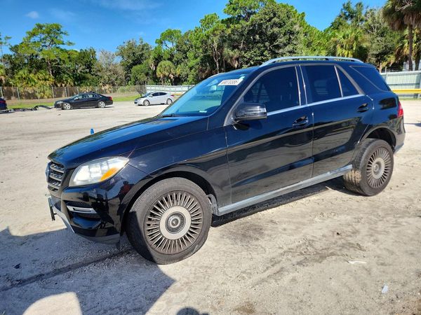 2015 MERCEDES-BENZ ML ML350 — Front 3/4