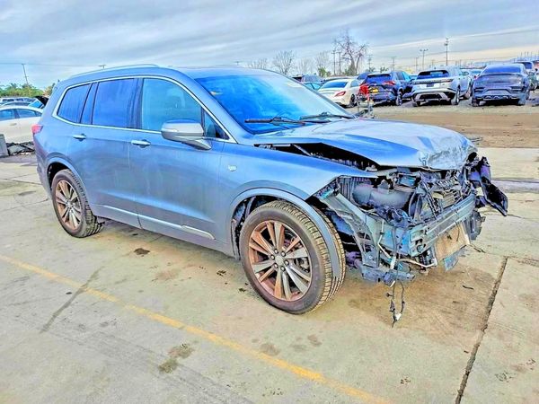 2022 CADILLAC XT6