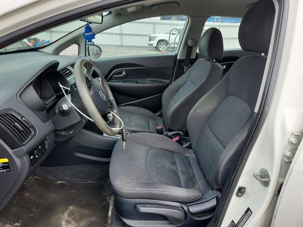 2013 KIA RIO — DENT