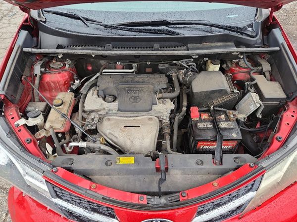 2014 TOYOTA RAV4 Standard — Engine bay